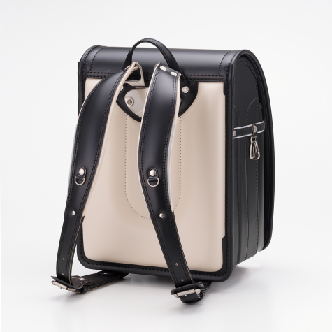 No.8 馬革コードバン ランドセル(黒) 正面